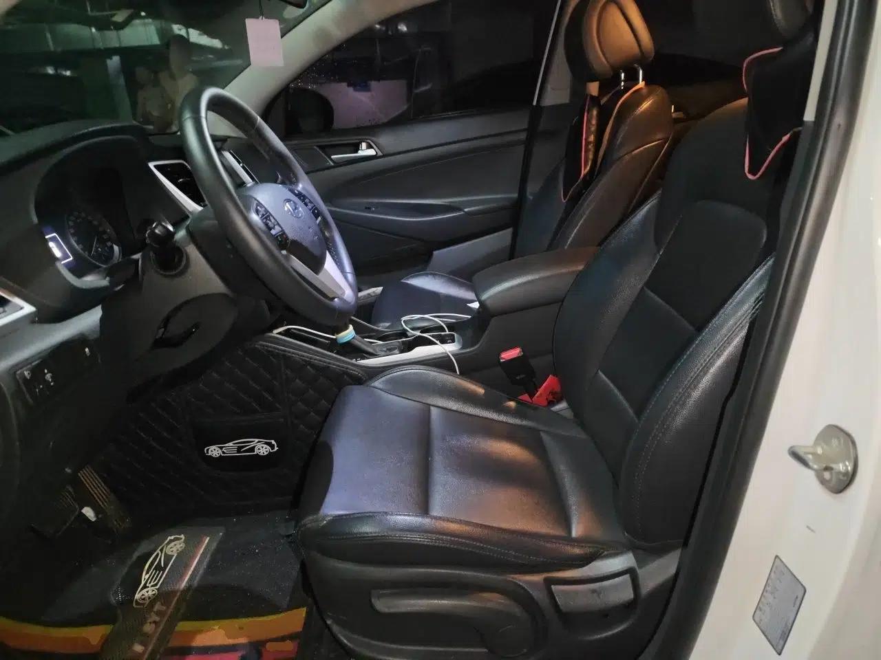 Hyundai Tucson 2015 1.6T Dual-Clutch Two-Wheel-Drive Smart Model — миниатюра 15