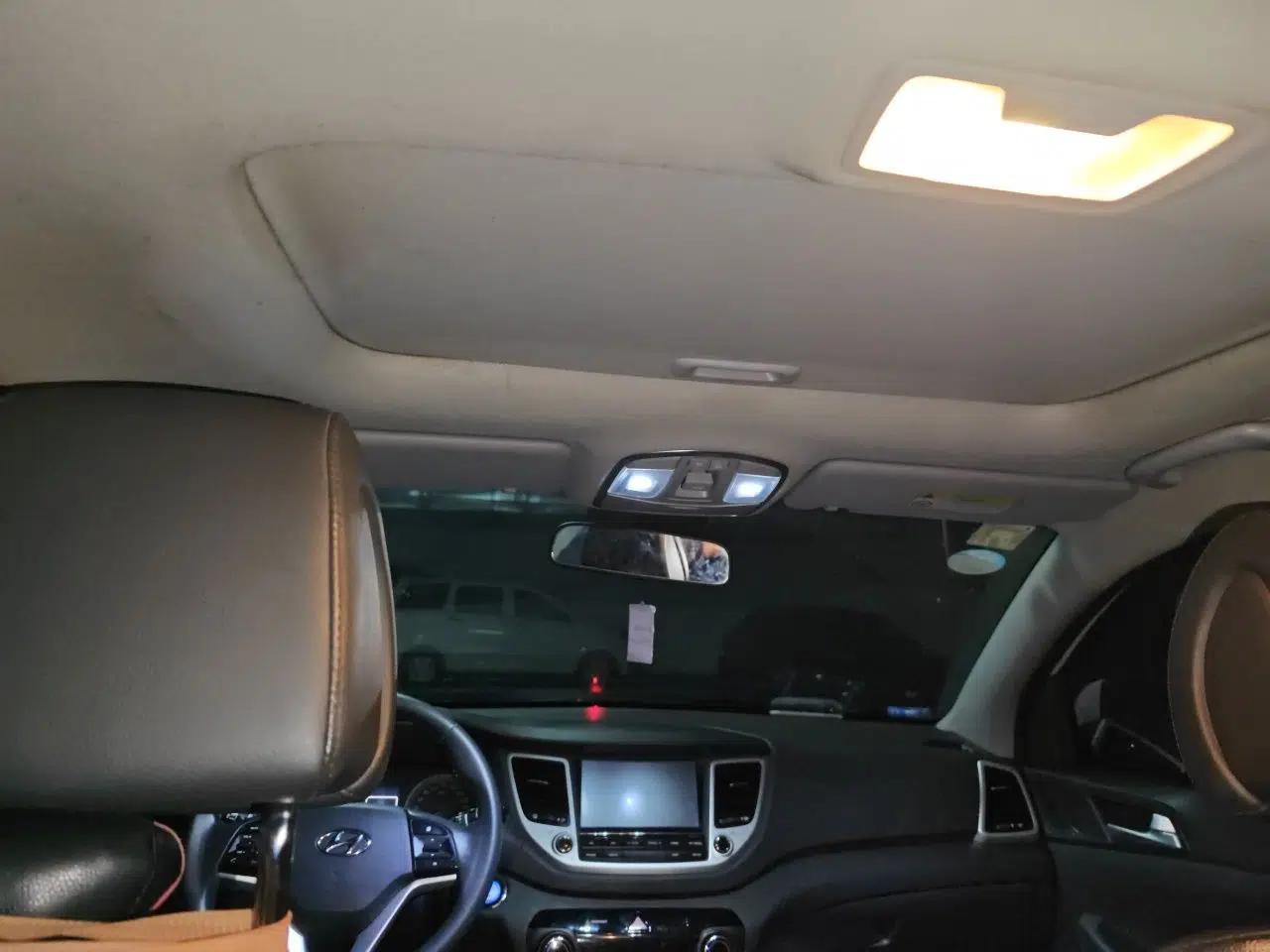 Hyundai Tucson 2015 1.6T Dual-Clutch Two-Wheel-Drive Smart Model — миниатюра 18
