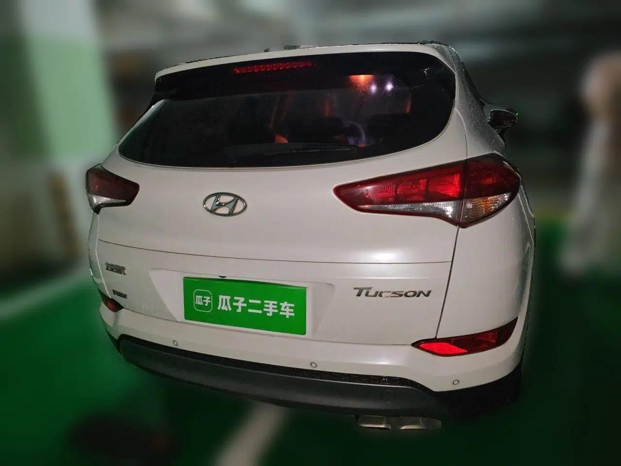 Hyundai Tucson 2015 1.6T Dual-Clutch Two-Wheel-Drive Smart Model — миниатюра 5