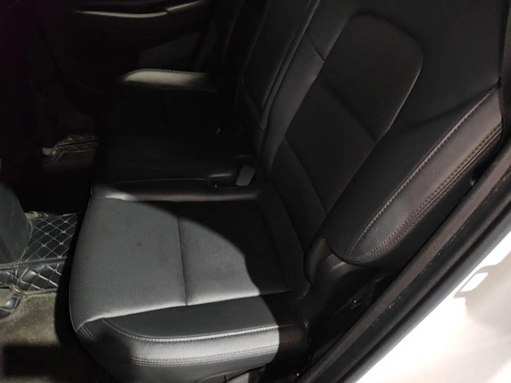 Hyundai Tucson 2015 1.6T Dual-Clutch Two-Wheel-Drive Smart Model — миниатюра 20