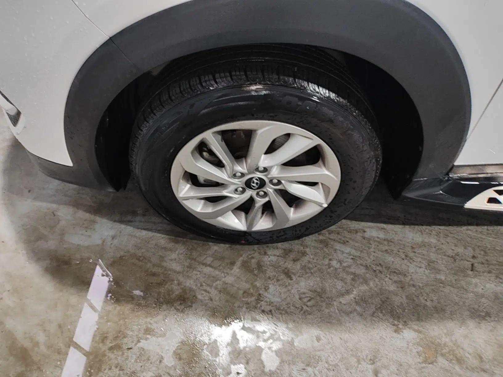 Hyundai Tucson 2015 1.6T Dual-Clutch Two-Wheel-Drive Smart Model — миниатюра 10