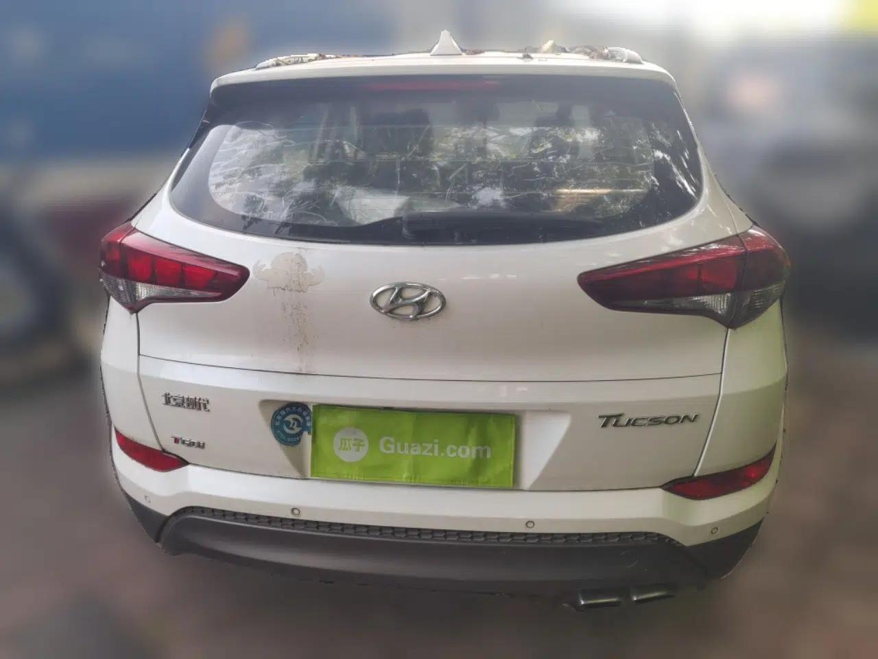 Hyundai Tucson 2015 1.6T Dual-Clutch Two-Wheel-Drive Smart Model — миниатюра 5