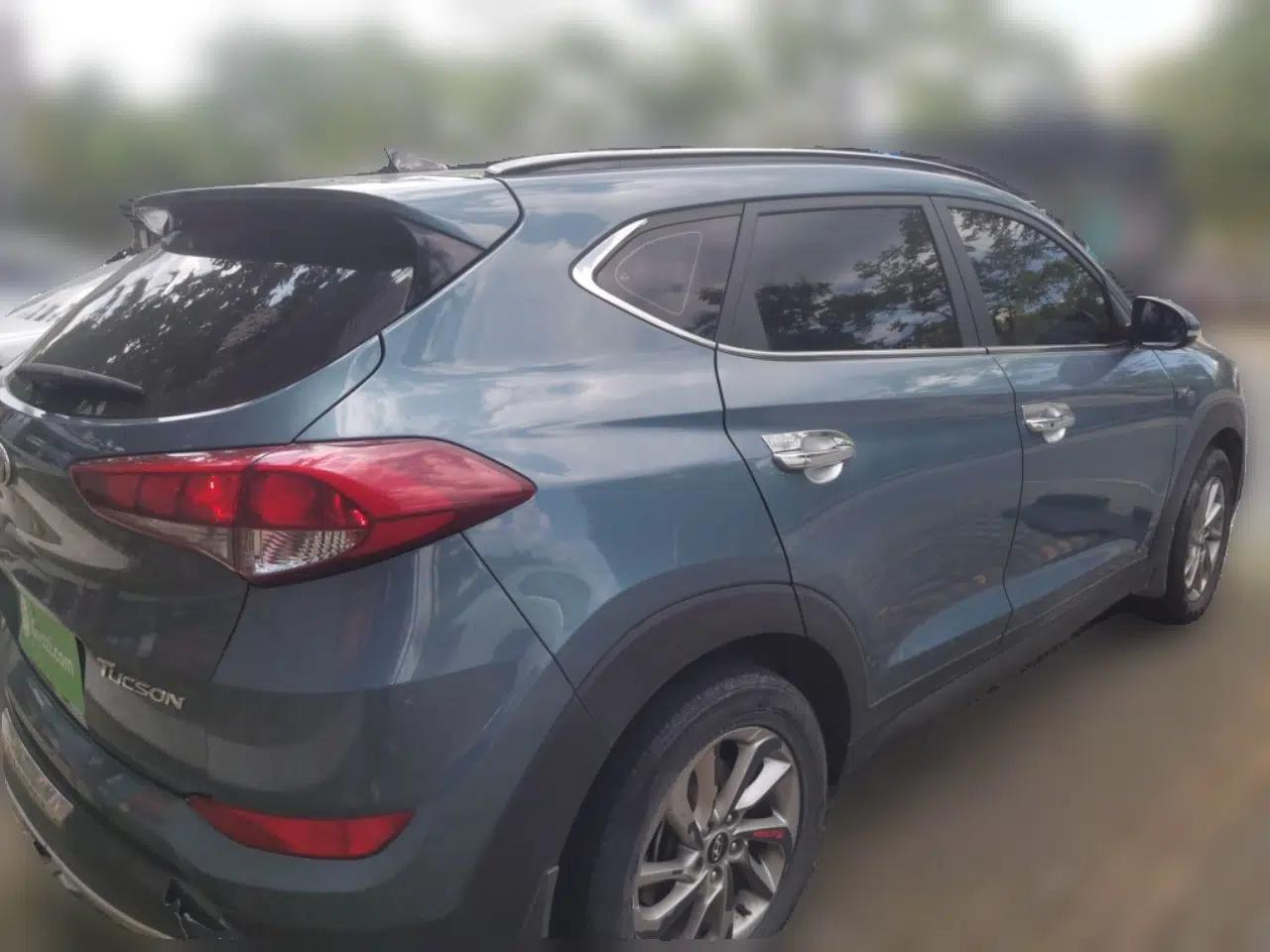 Hyundai Tucson 2015 1.6T Dual-Clutch Two-Wheel-Drive Smart Model — миниатюра 6