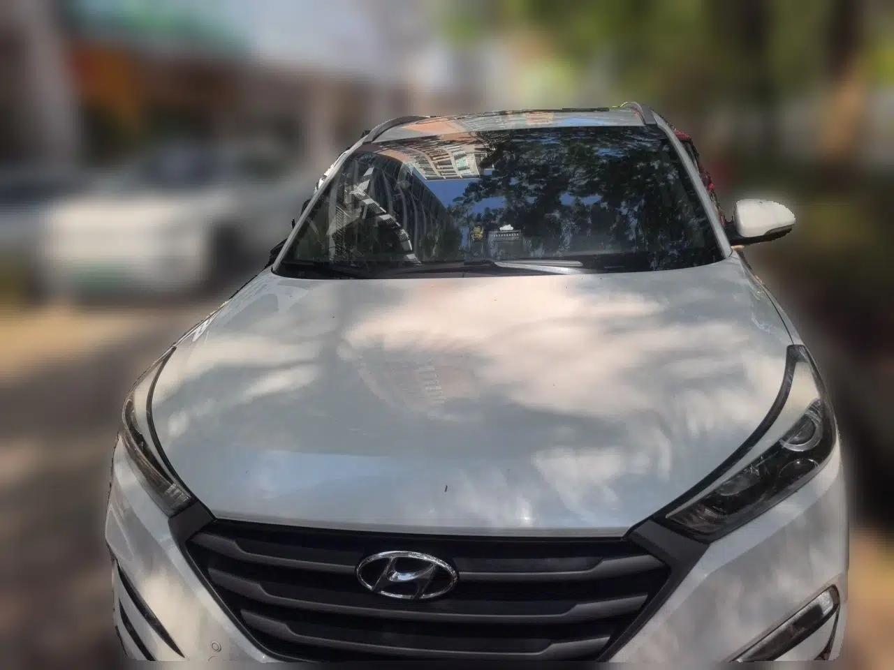 Hyundai Tucson 2015 1.6T Dual-Clutch Two-Wheel-Drive Smart Model — миниатюра 2
