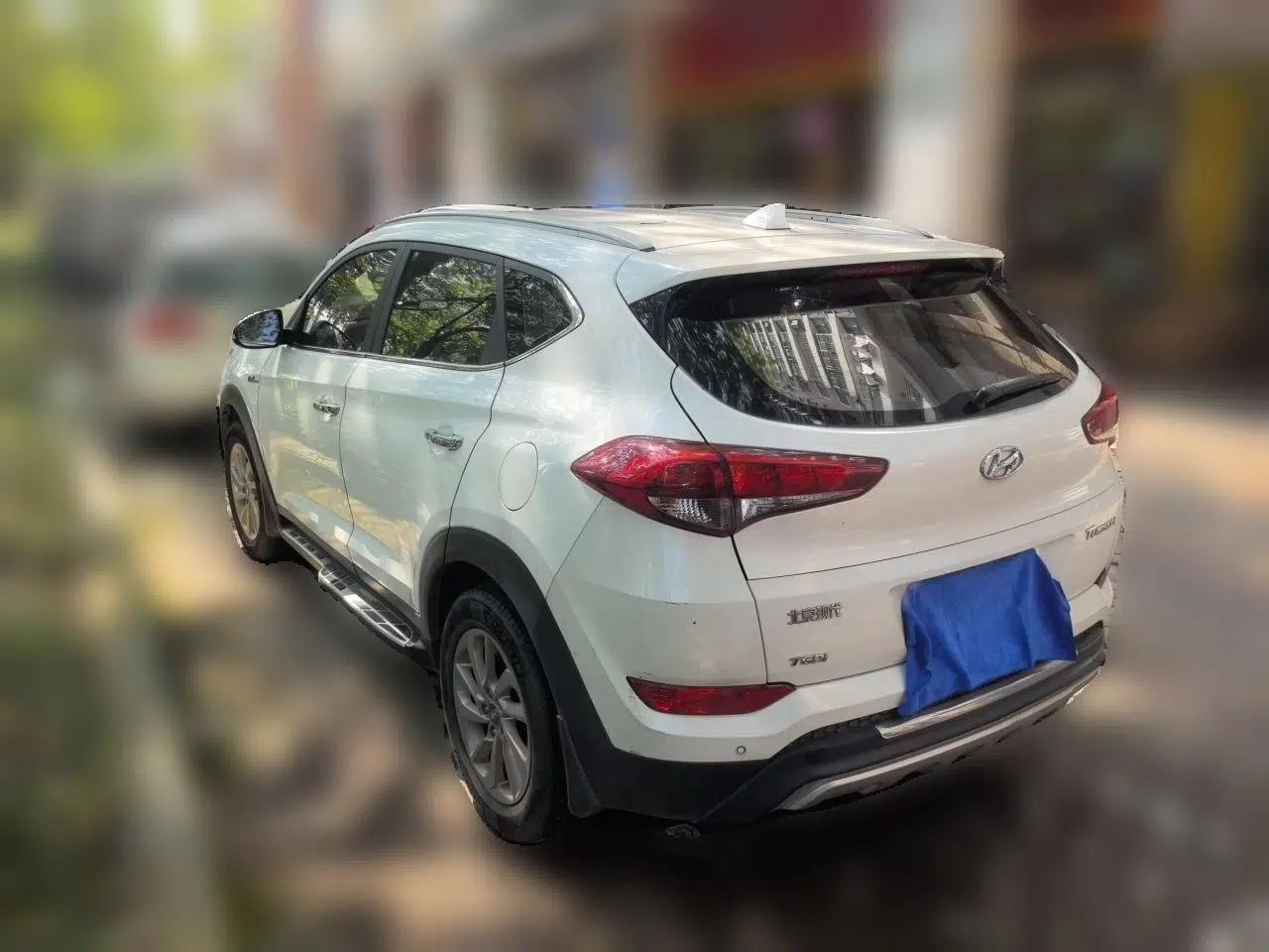 Hyundai Tucson 2015 1.6T Dual-Clutch Two-Wheel-Drive Smart Model — миниатюра 4