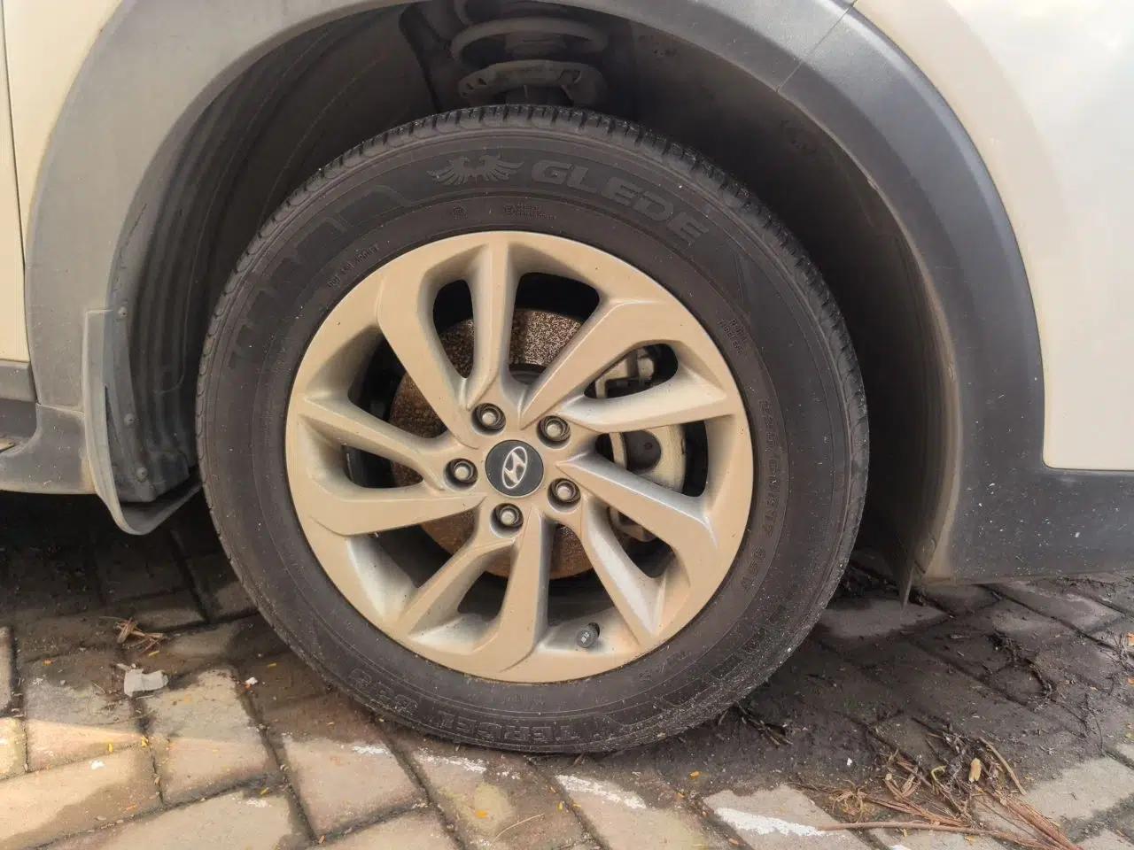 Hyundai Tucson 2015 1.6T Dual-Clutch Two-Wheel-Drive Smart Model — миниатюра 8
