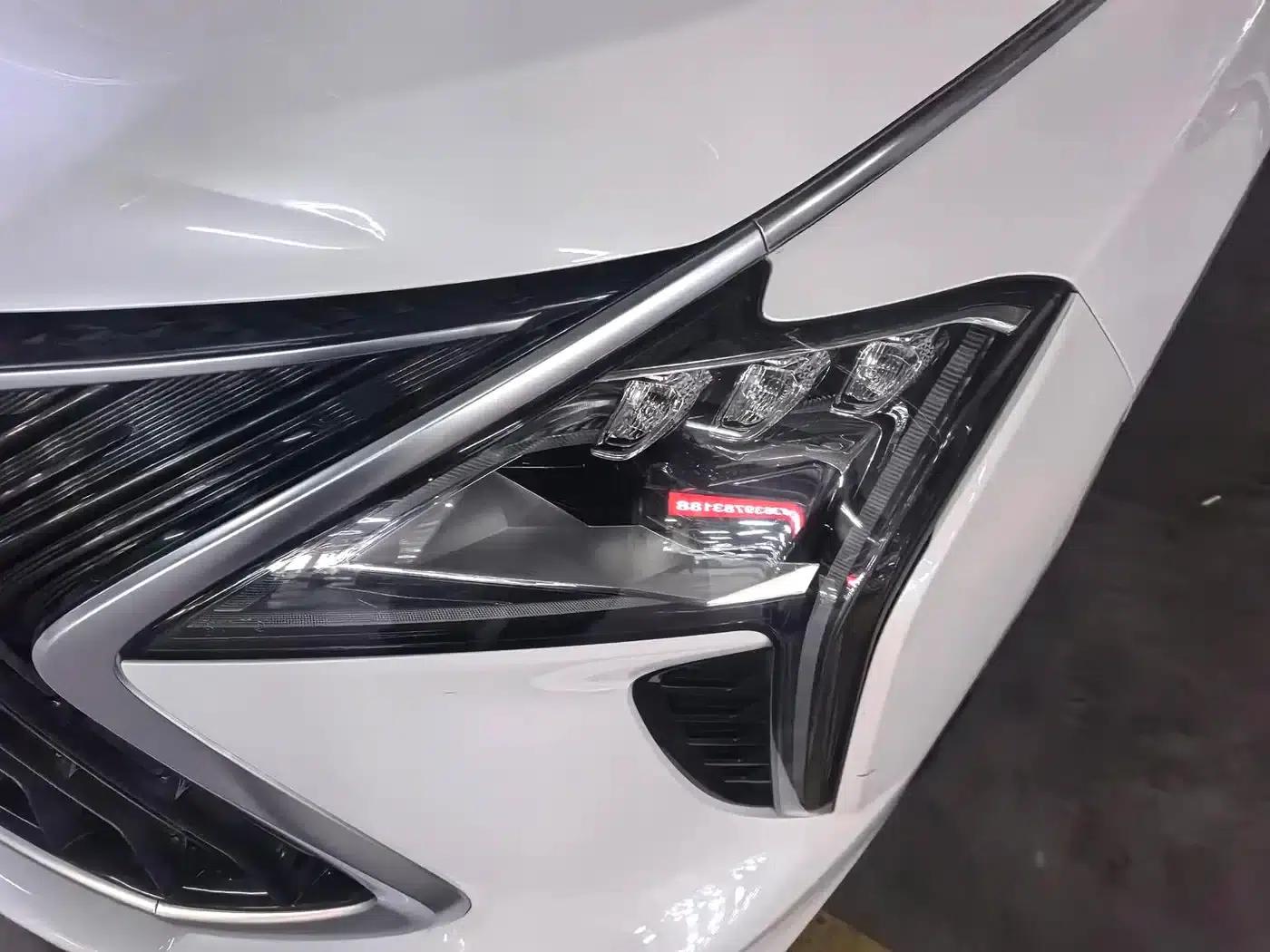 Fengxing Yacht 2022 1.5T DCT Moonlit Edition — миниатюра 3