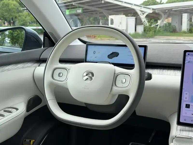 NIO ET7 2023 model 75kWh — миниатюра 15