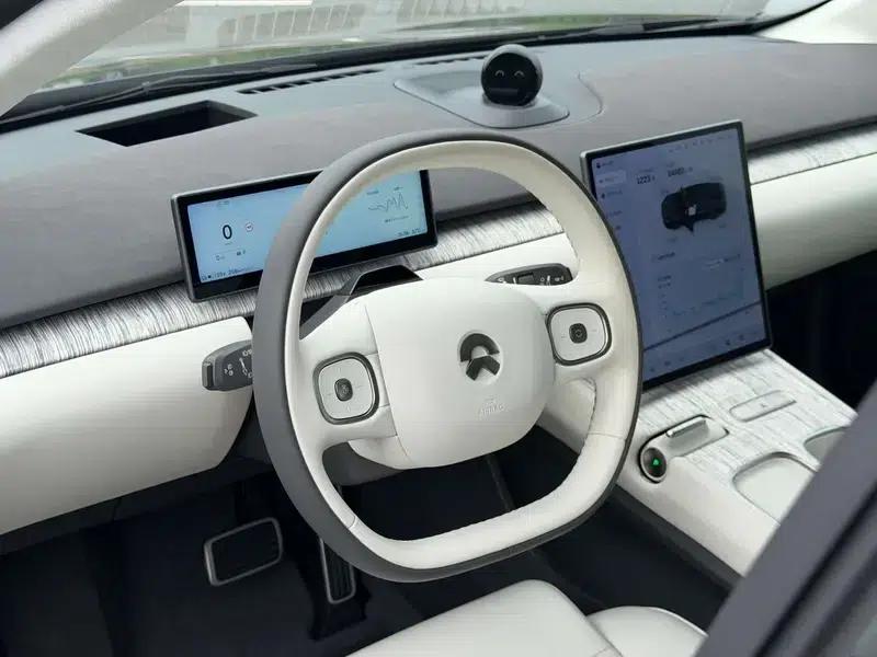 NIO ET7 2023 model 75kWh — миниатюра 17