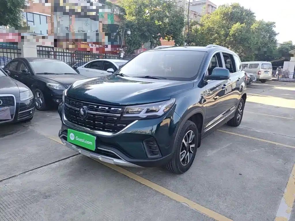 Fengxing T5 2022 Grand Edition 1.5T Automatic Dream Chaser Edition (5-seater) — миниатюра 1