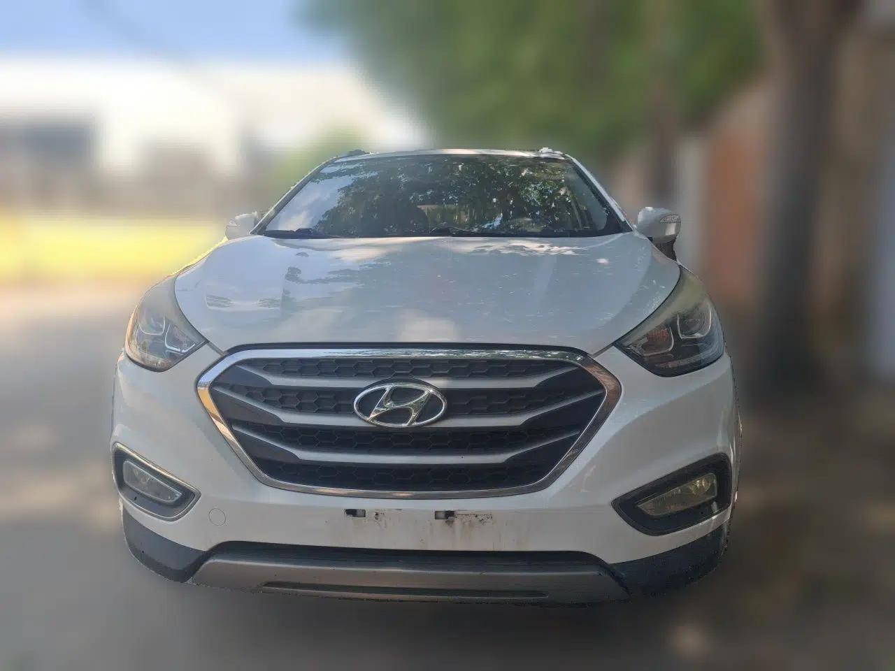 Hyundai ix35 2015 2.0L Automatic 2WD Smart Type China IV — миниатюра 2
