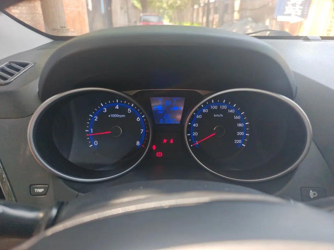 Hyundai ix35 2015 2.0L Automatic 2WD Smart Type China IV — миниатюра 11