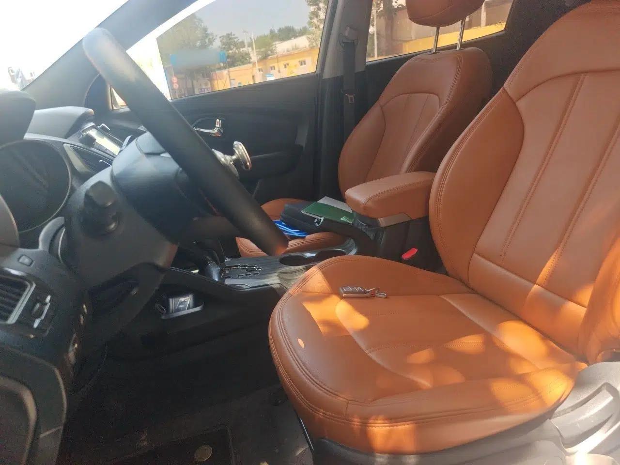 Hyundai ix35 2015 2.0L Automatic 2WD Smart Type China IV — миниатюра 15