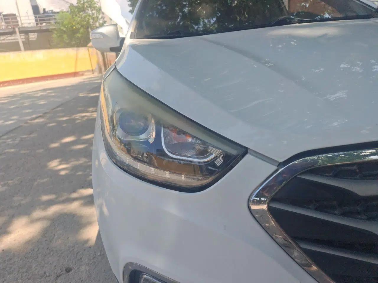 Hyundai ix35 2015 2.0L Automatic 2WD Smart Type China IV — миниатюра 7