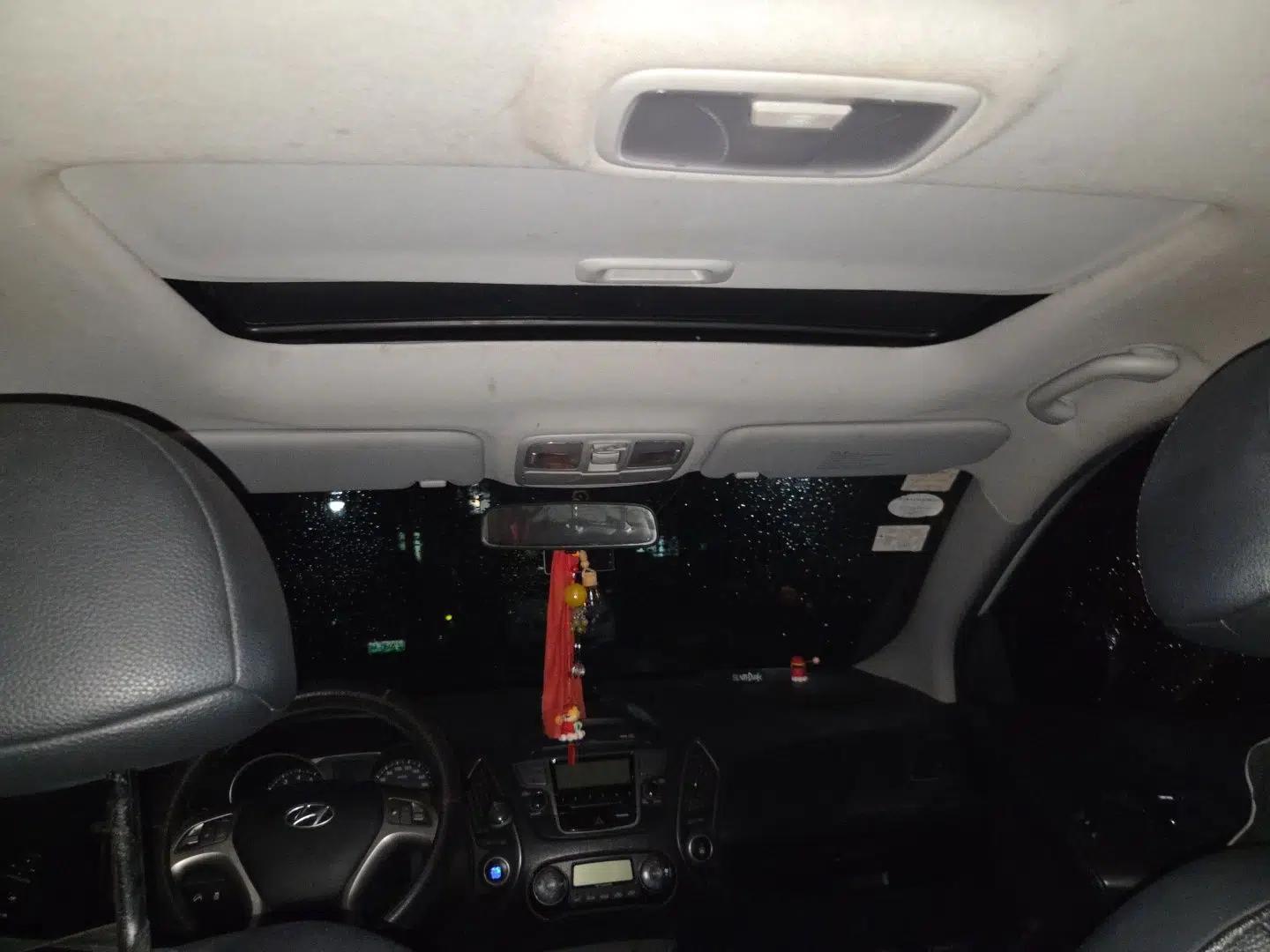 Hyundai ix35 2013 2.0L Automatic Two-Wheel Drive Smart GLS China IV Standard — миниатюра 18