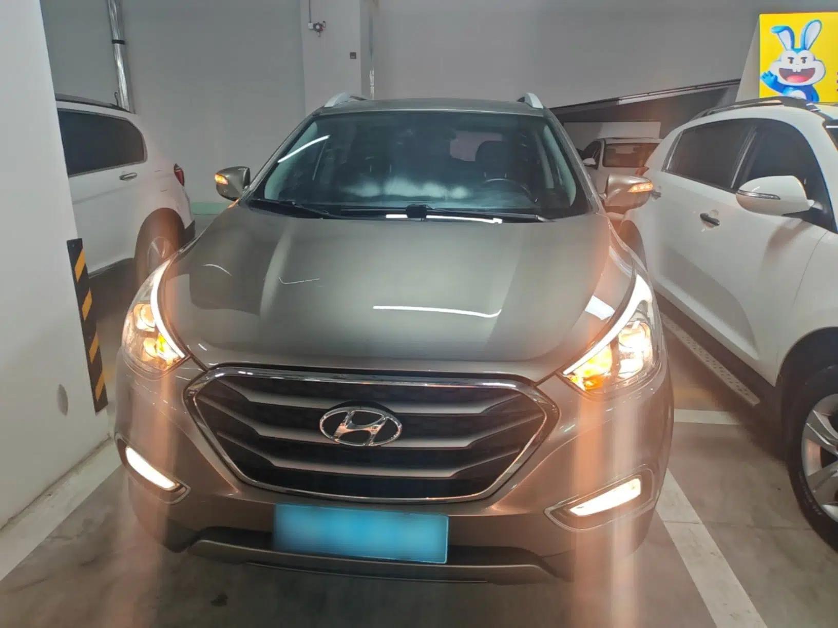 Hyundai ix35 2015 2.0L Automatic 2WD Smart Type China IV — миниатюра 2