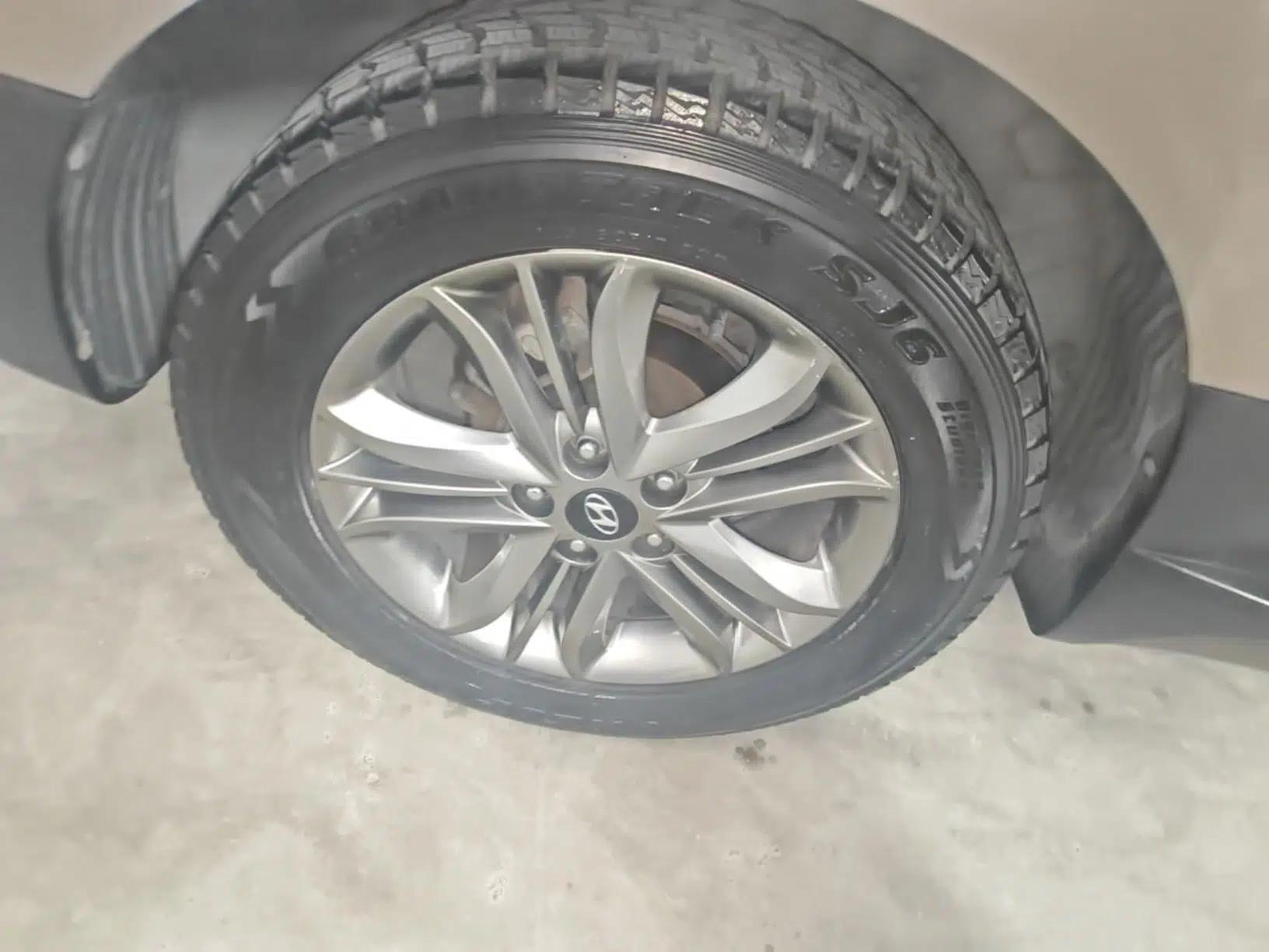Hyundai ix35 2015 2.0L Automatic 2WD Smart Type China IV — миниатюра 11