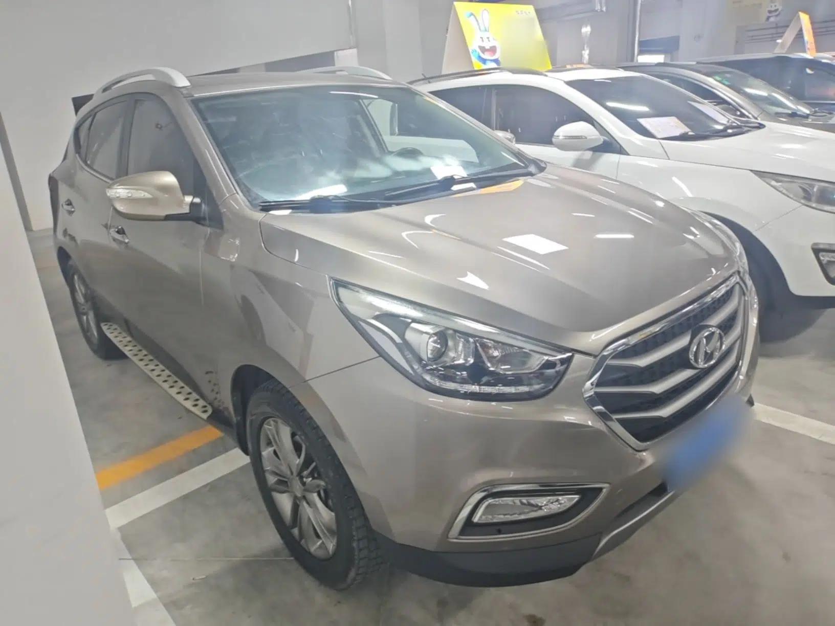 Hyundai ix35 2015 2.0L Automatic 2WD Smart Type China IV — миниатюра 3
