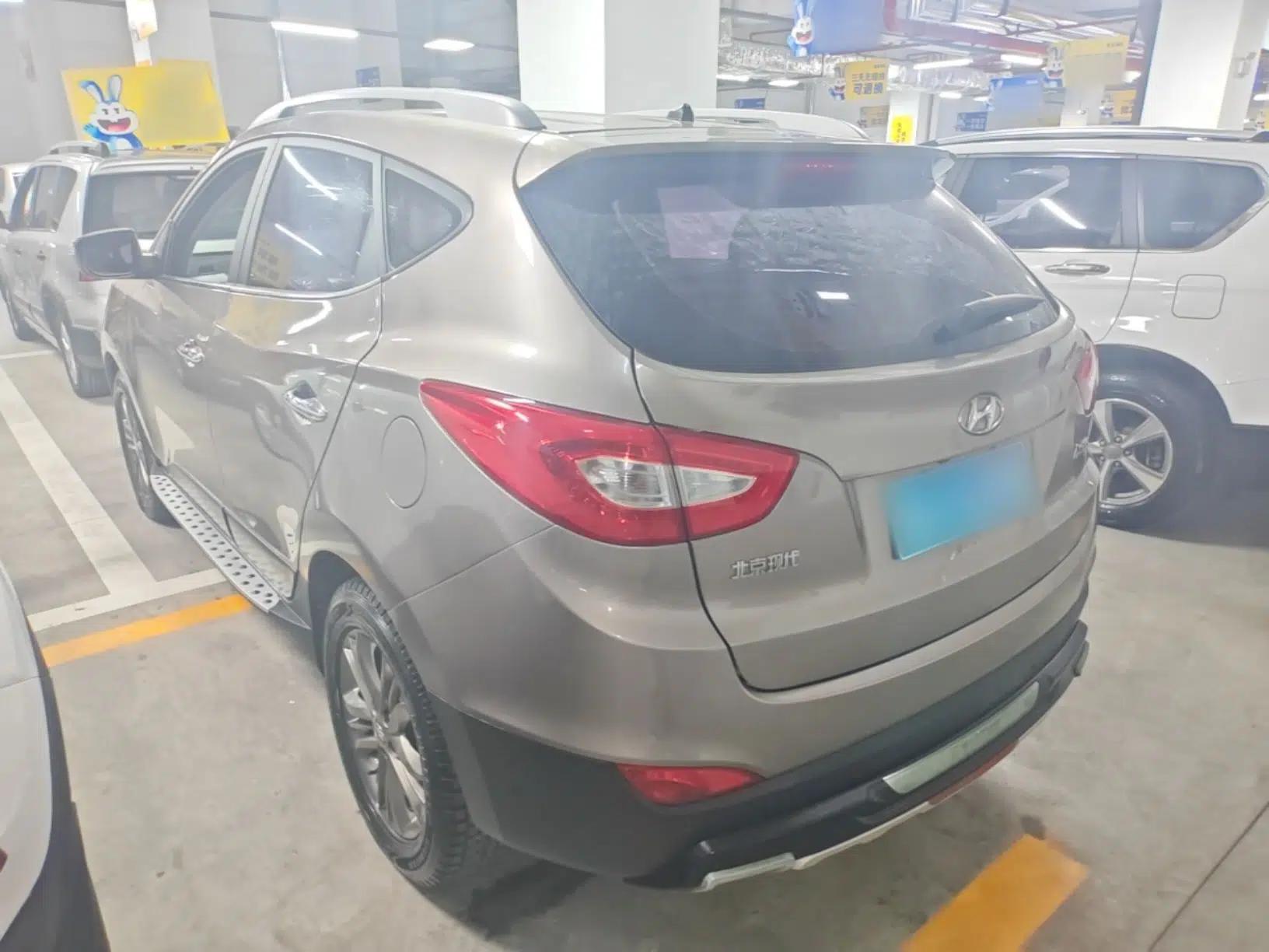 Hyundai ix35 2015 2.0L Automatic 2WD Smart Type China IV — миниатюра 4