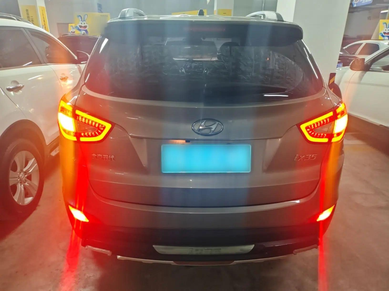 Hyundai ix35 2015 2.0L Automatic 2WD Smart Type China IV — миниатюра 5
