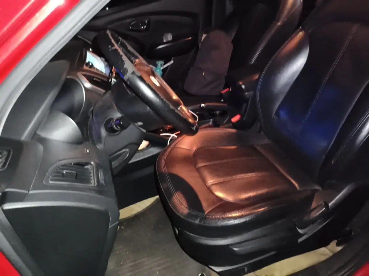 Hyundai ix35 2010 2.0L Automatic Two-Wheel Drive Elite Edition GLS — миниатюра 15