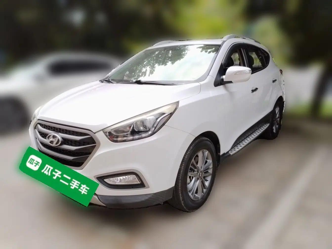 Hyundai ix35 2013 2.0L Automatic Two-Wheel Drive Smart GLS China IV Standard — миниатюра 1