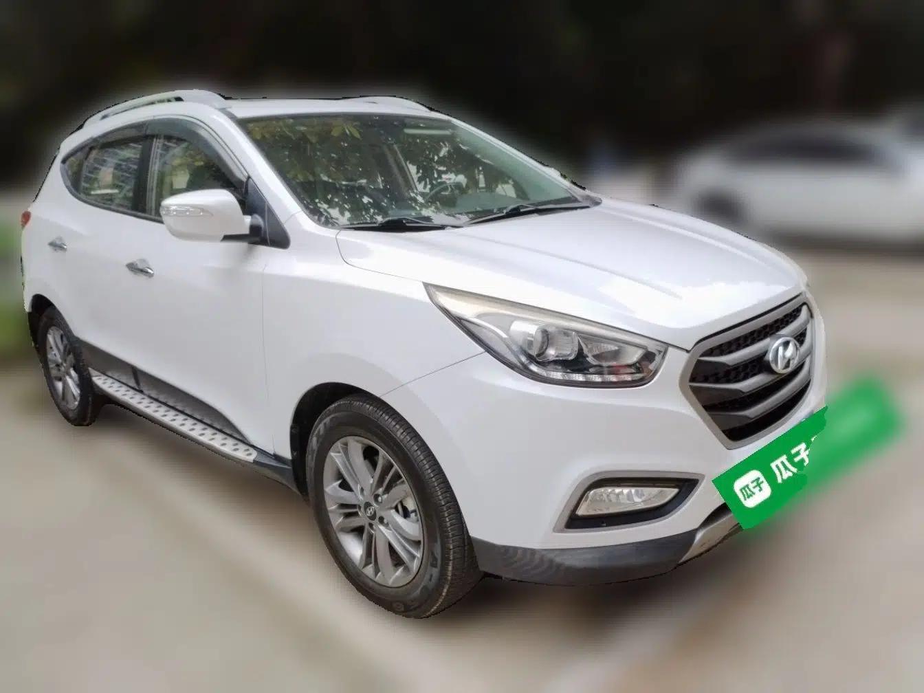 Hyundai ix35 2013 2.0L Automatic Two-Wheel Drive Smart GLS China IV Standard — миниатюра 3