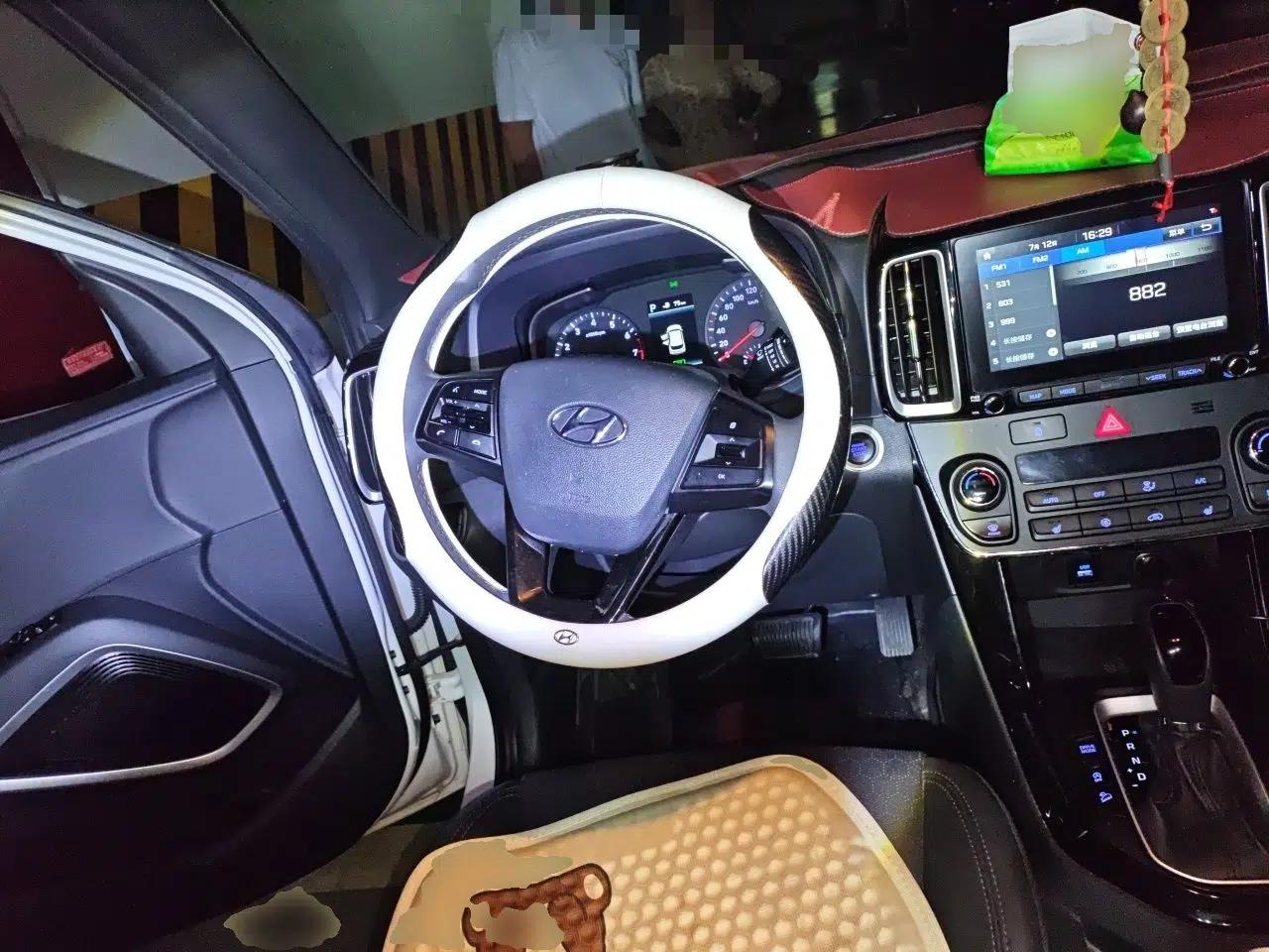 Hyundai ix35 2019 1.4T DCT Two-Wheel Drive Smart & Enjoyment Version China V Standard — миниатюра 10