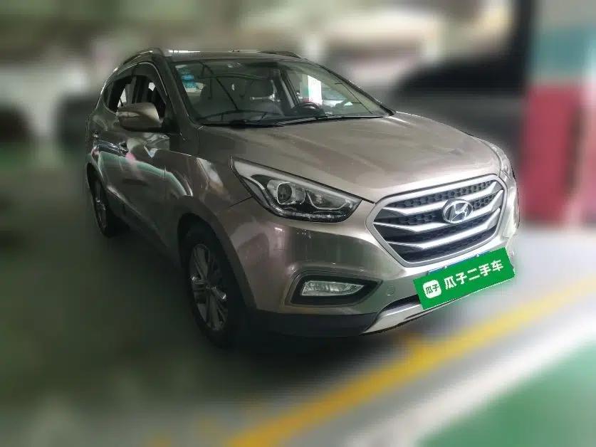 Hyundai ix35 2013 2.0L Automatic Two-Wheel Drive Smart GLS China IV Standard — миниатюра 3