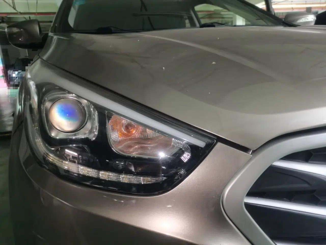 Hyundai ix35 2013 2.0L Automatic Two-Wheel Drive Smart GLS China IV Standard — миниатюра 7