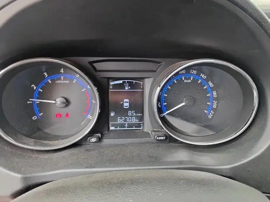 Fengxing SX6 2016 1.6L Manual Deluxe Edition — миниатюра 14
