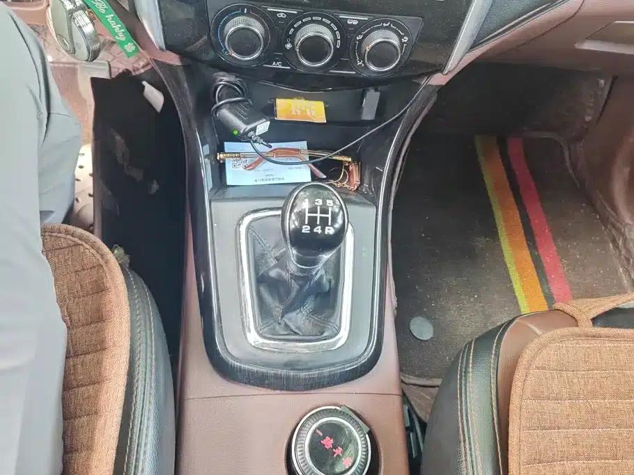 Fengxing SX6 2016 1.6L Manual Deluxe Edition — миниатюра 16
