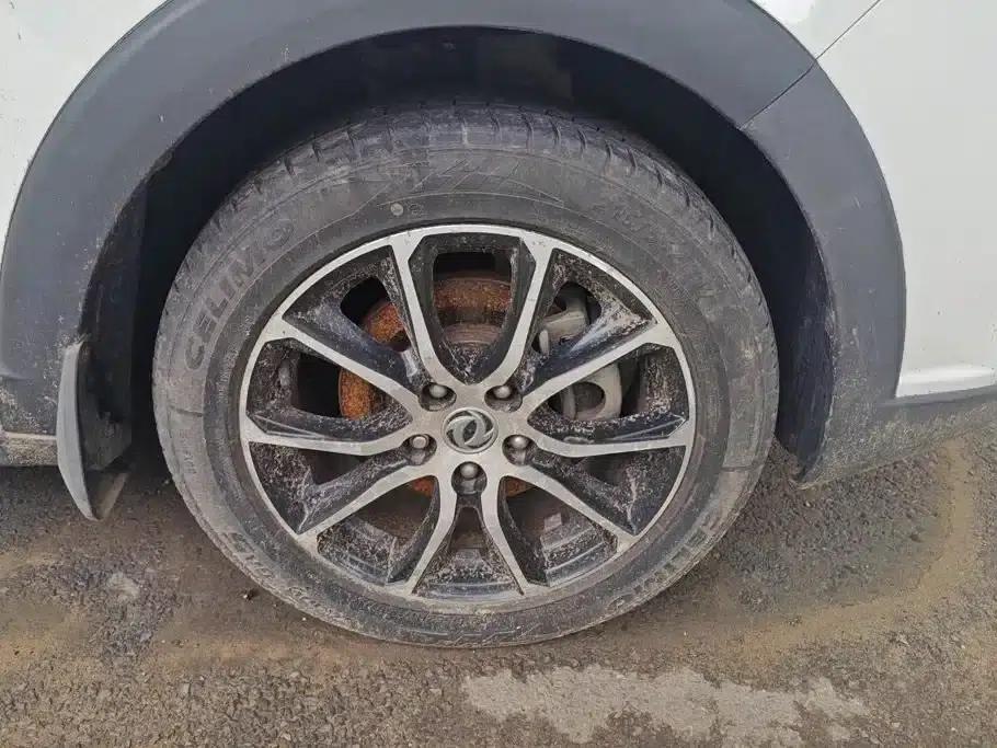 Fengxing SX6 2016 1.6L Manual Deluxe Edition — миниатюра 6