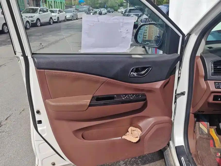 Fengxing SX6 2016 1.6L Manual Deluxe Edition — миниатюра 7