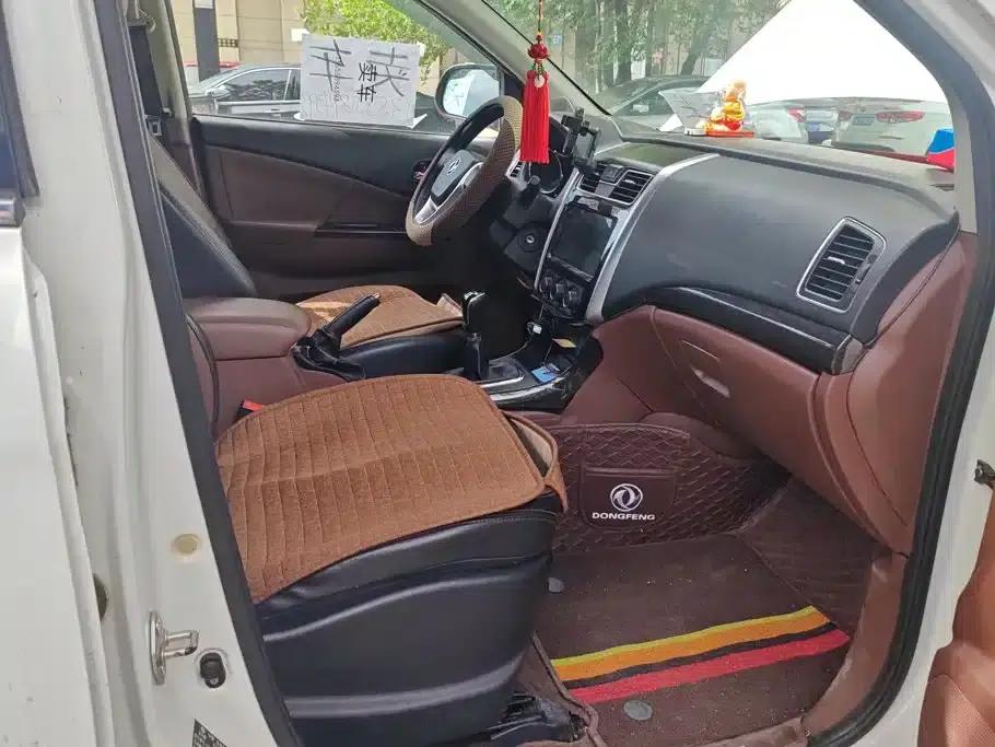 Fengxing SX6 2016 1.6L Manual Deluxe Edition — миниатюра 8