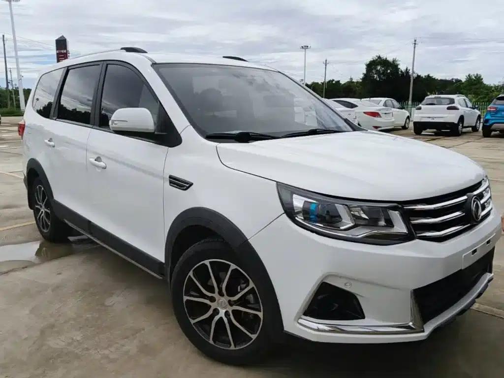 Fengxing SX6 2019 1.6L Manual Deluxe Edition (China VI Emission Standard) — миниатюра 4