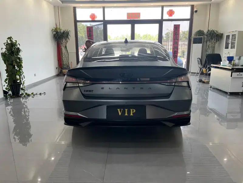 Hyundai Elantra 2022 1.5L CVT 20th SE 20th Anniversary Edition — миниатюра 5