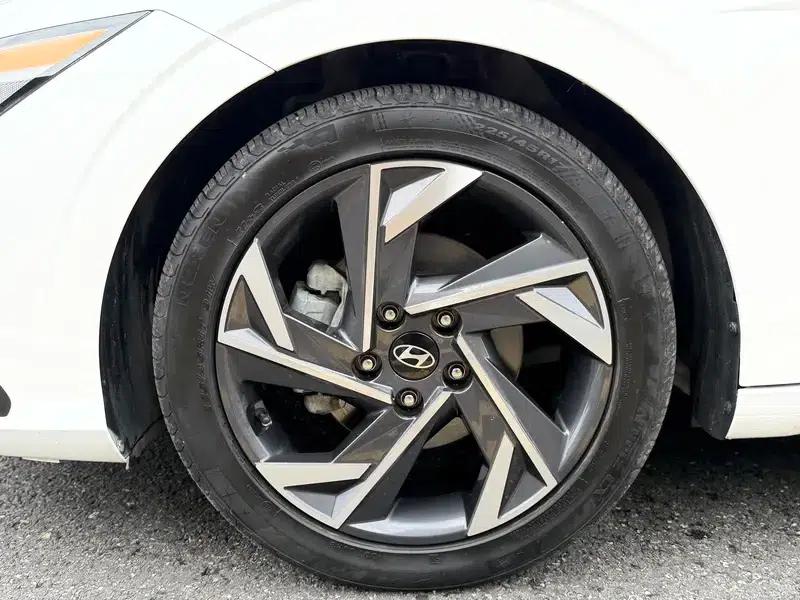 Hyundai Elantra 2021 1.5L CVT TOP Flagship Edition — миниатюра 10