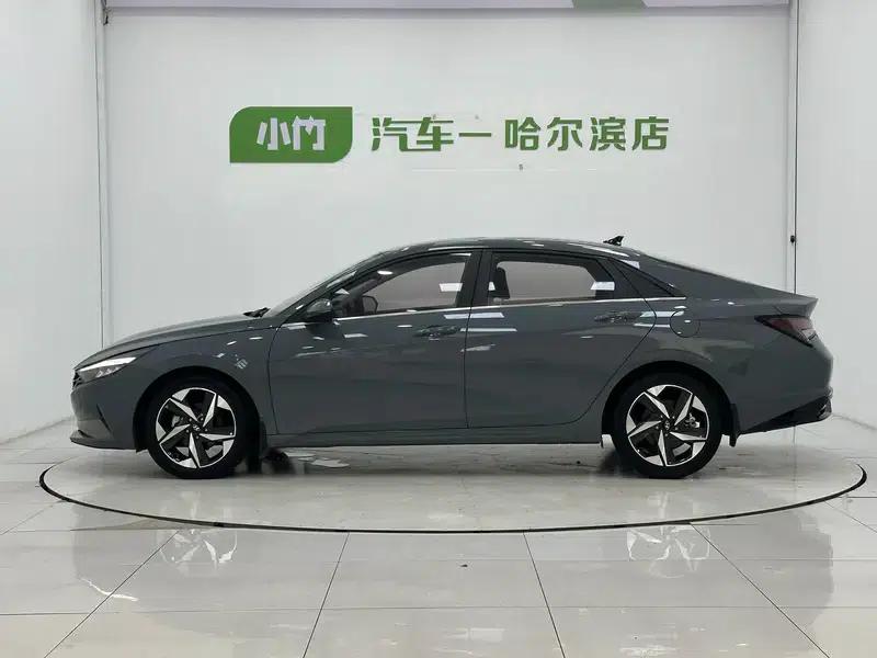 Hyundai Elantra 2022 1.5L CVT GLX Elite Edition — миниатюра 4