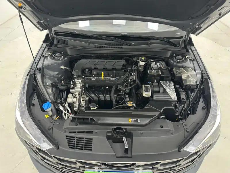 Hyundai Elantra 2022 1.5L CVT GLX Elite Edition — миниатюра 8