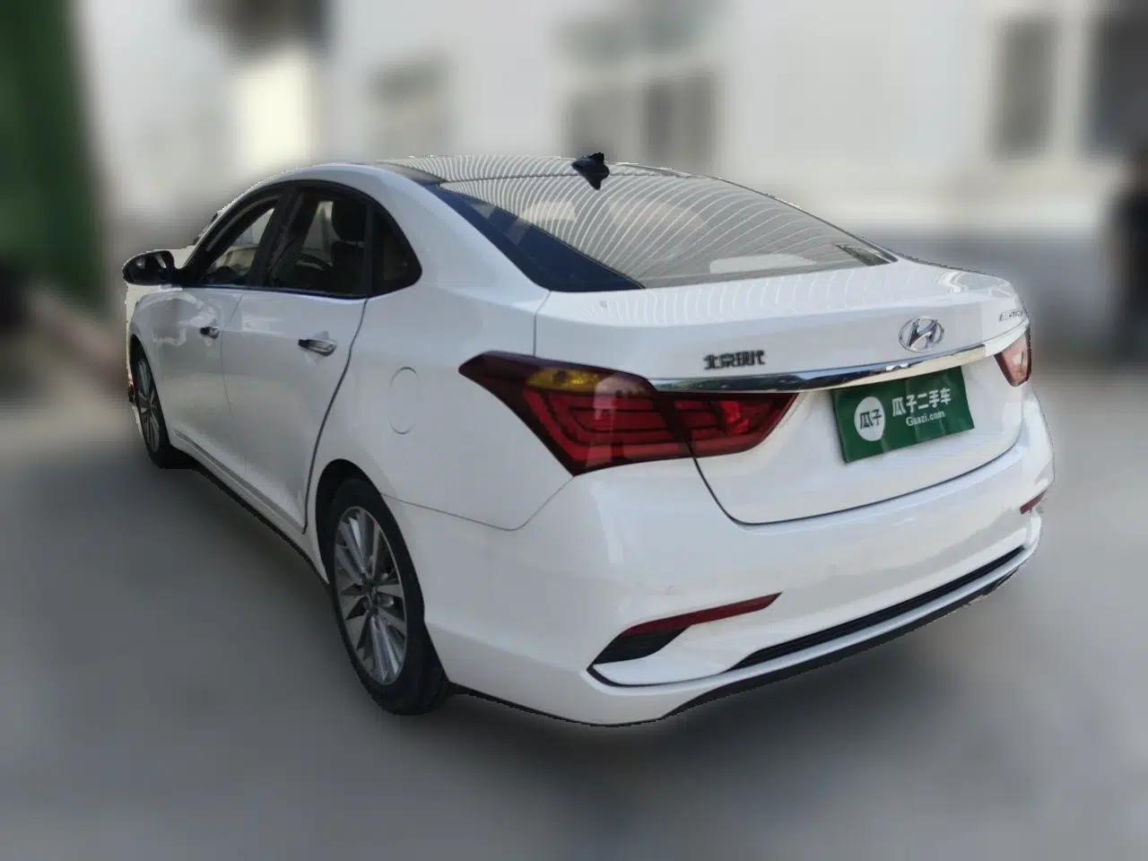 Hyundai Mistra 2017 1.8L Automatic Deluxe DLX Model China V Emission Standard — миниатюра 4