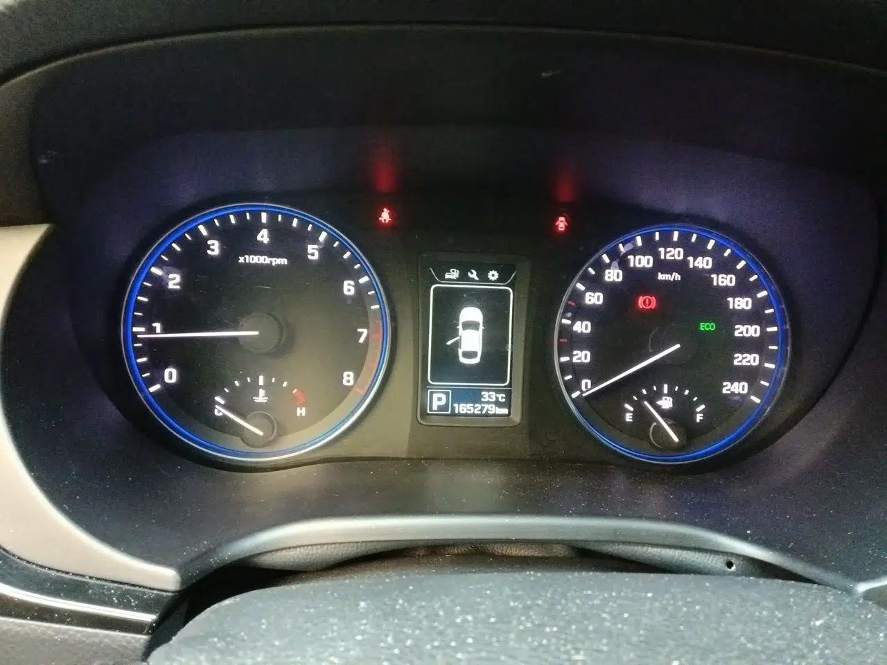 Hyundai Mistra 2014 1.8L Automatic Smart GLS — миниатюра 11