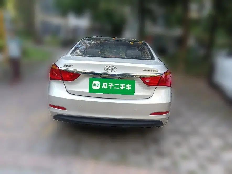 Hyundai Mistra 2014 1.8L Automatic Smart GLS — миниатюра 5