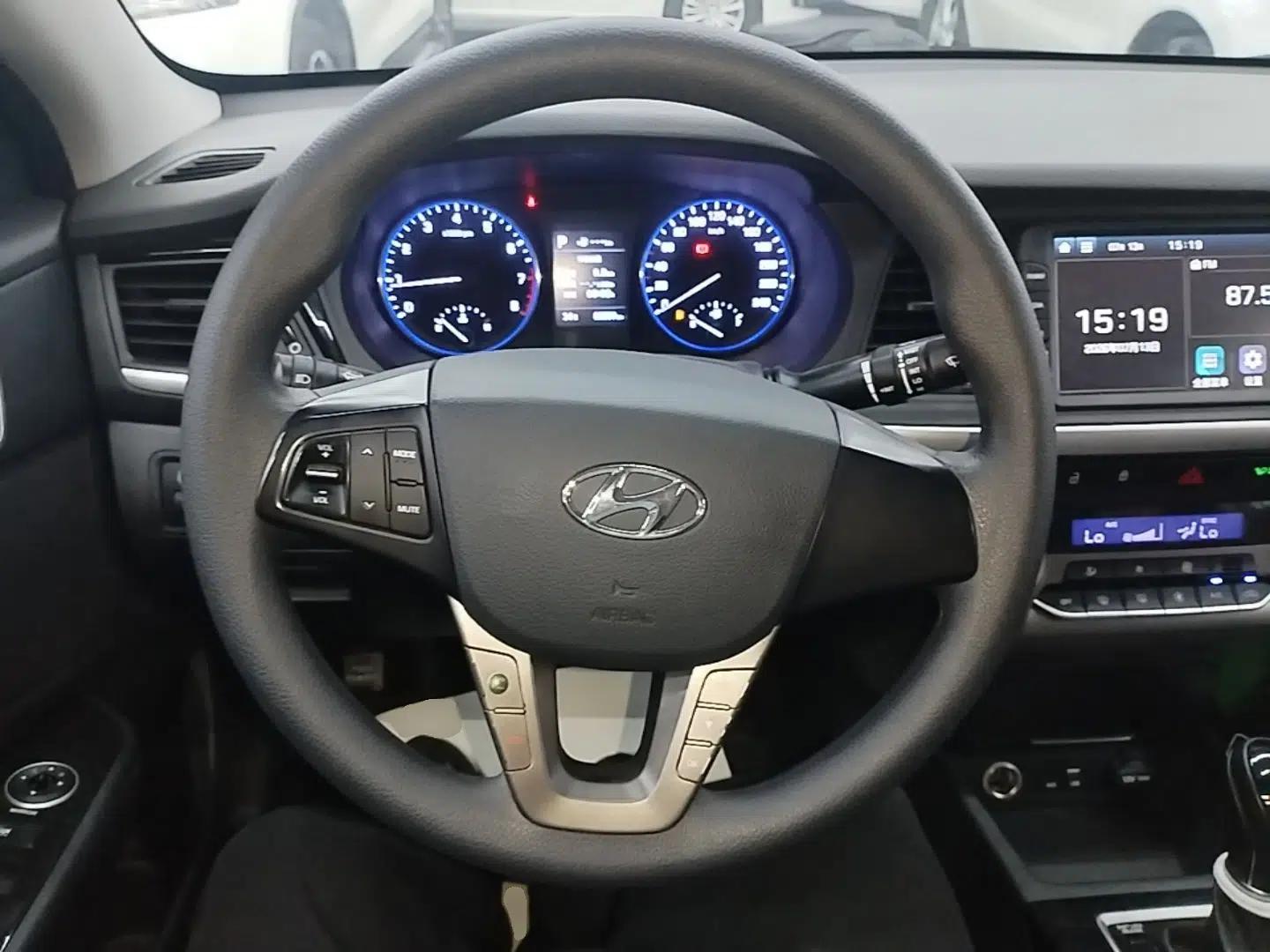 Hyundai Mistra 2017 1.8L Automatic Smart GLS China V Standard — миниатюра 13