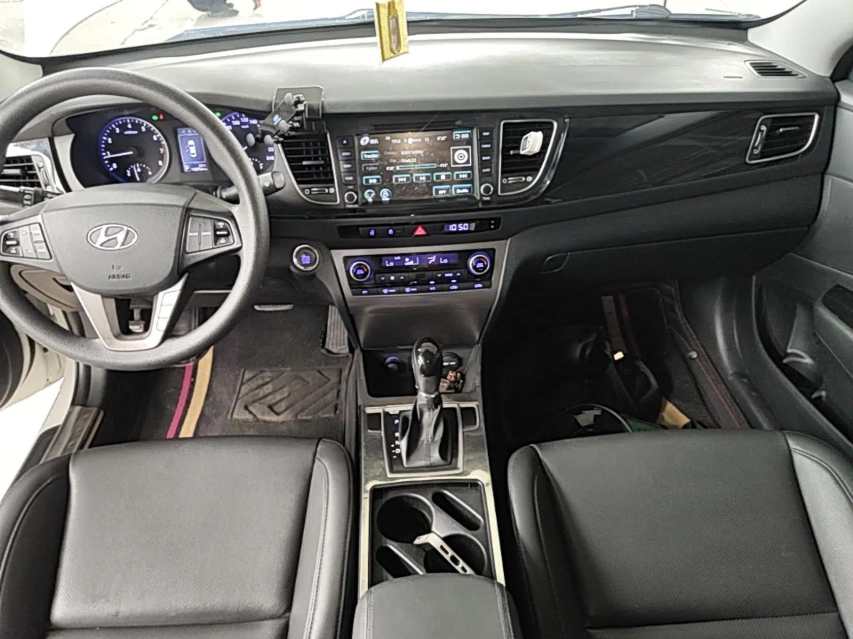 Hyundai Mistra 2014 1.8L Automatic Smart GLS — миниатюра 15
