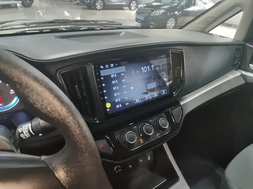 Lingzhi New Energy 2025 Model, 420km Pure Electric City Transport Edition, 5-Seater — миниатюра 13