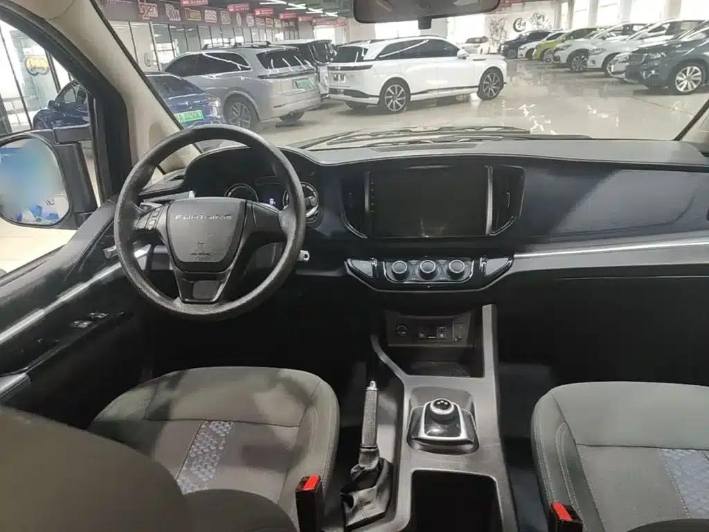 Lingzhi New Energy 2025 Model, 420km Pure Electric City Transport Edition, 5-Seater — миниатюра 10