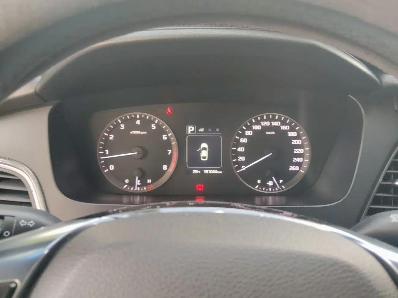 Hyundai Sonata 2015 1.6T GLS Smart Model — миниатюра 11