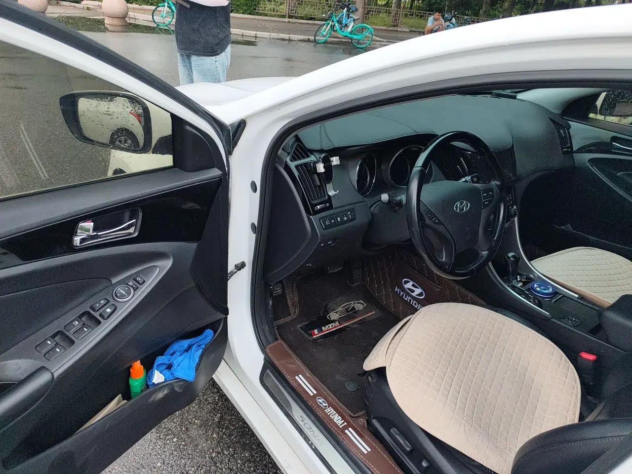 Hyundai Sonata 2014 2.4L Automatic Leading Edition China IV Standard — миниатюра 16