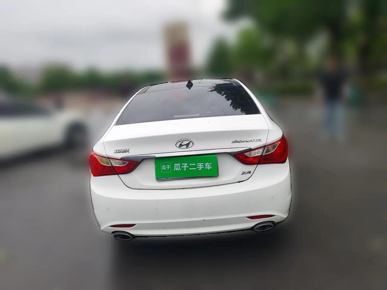 Hyundai Sonata 2014 2.4L Automatic Leading Edition China IV Standard — миниатюра 5
